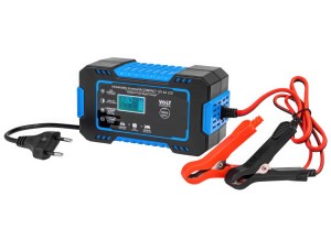 Prostownik akumul. COMPACT 12V 6A LCD